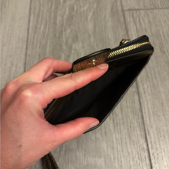 Coach wallet in gold and black. GUC. - Picture 8 of 14